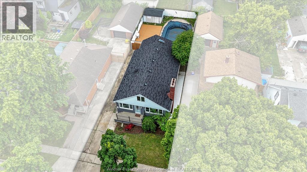 285 BELLEPERCHE PLACE - 37