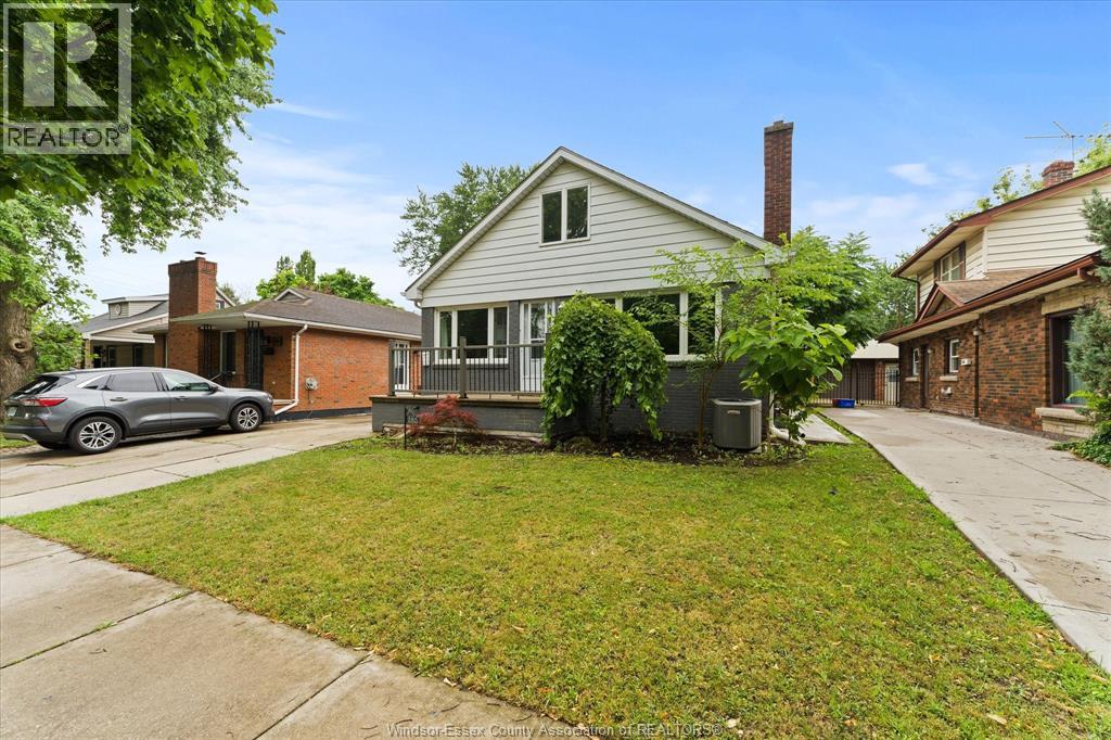 285 BELLEPERCHE PLACE - 4
