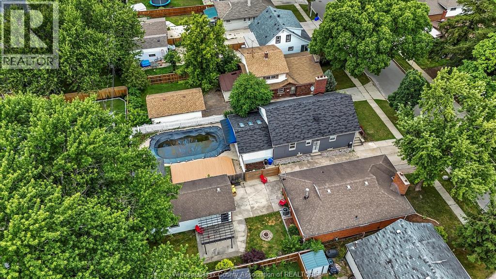 285 BELLEPERCHE PLACE - 40