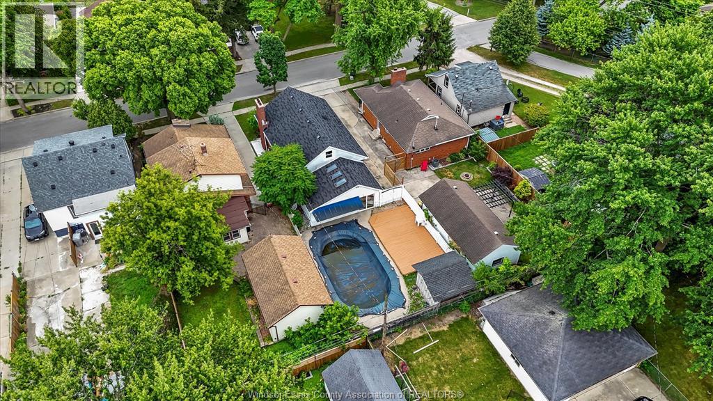285 BELLEPERCHE PLACE - 43