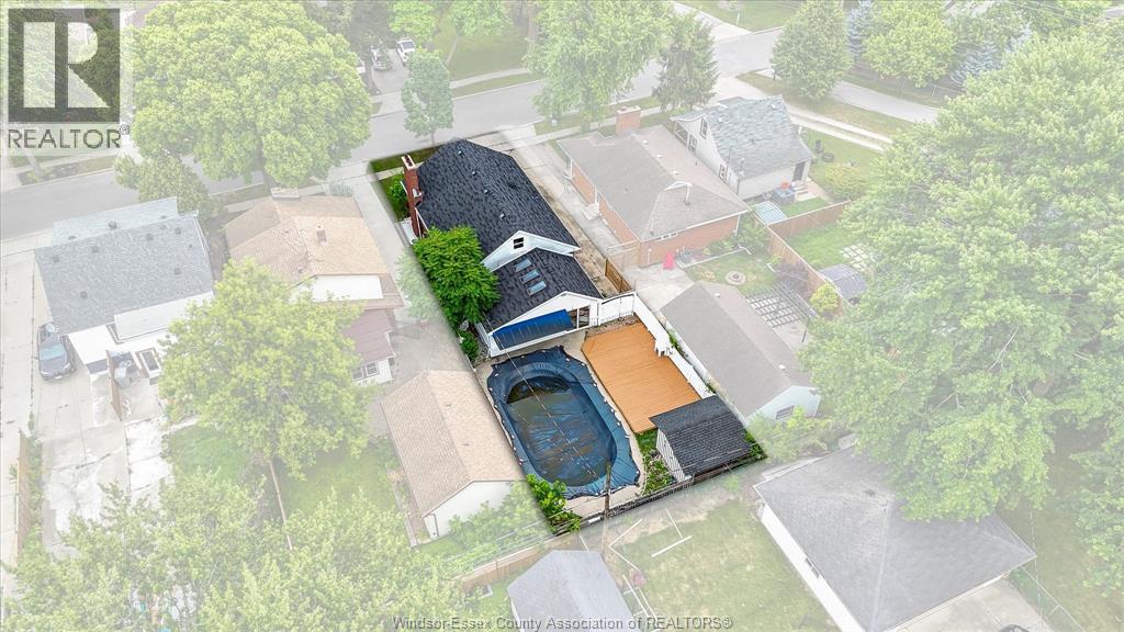285 BELLEPERCHE PLACE - 44