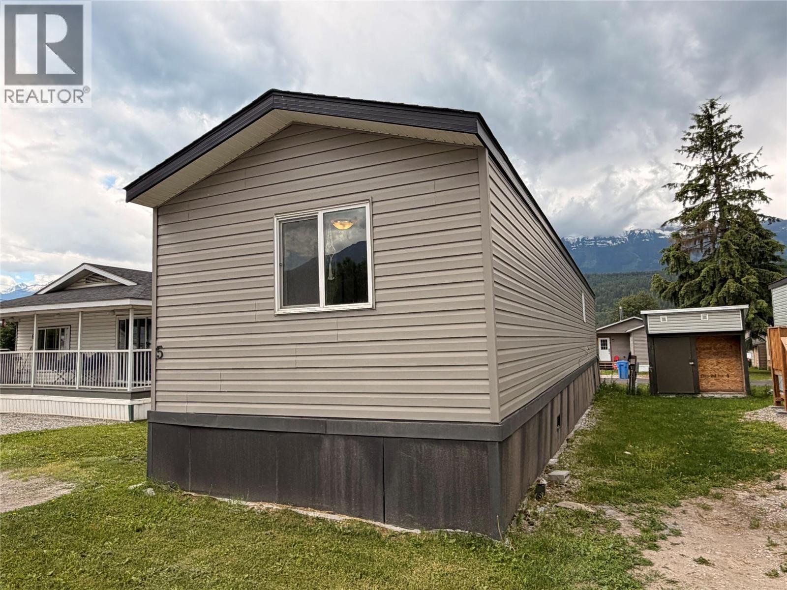 #5 1117 10TH Avenue - 2