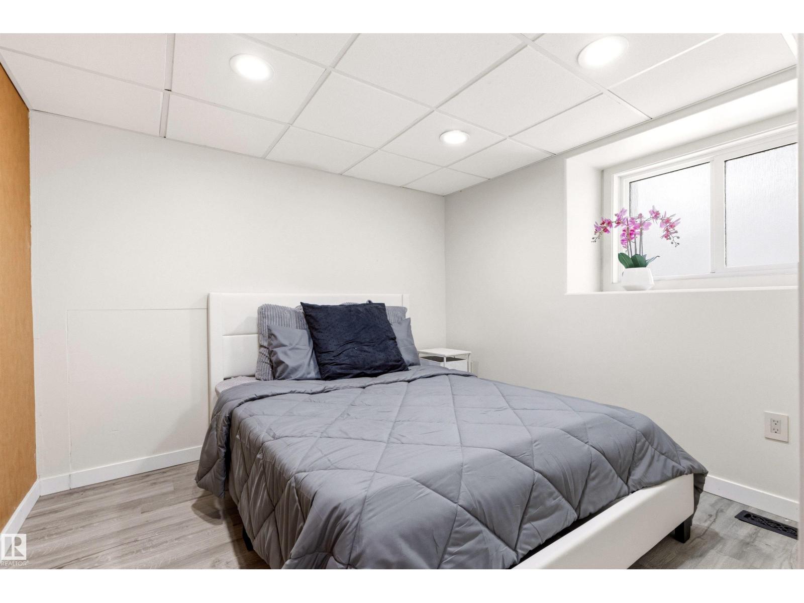 12420 GRAND VIEW DR NW - 54