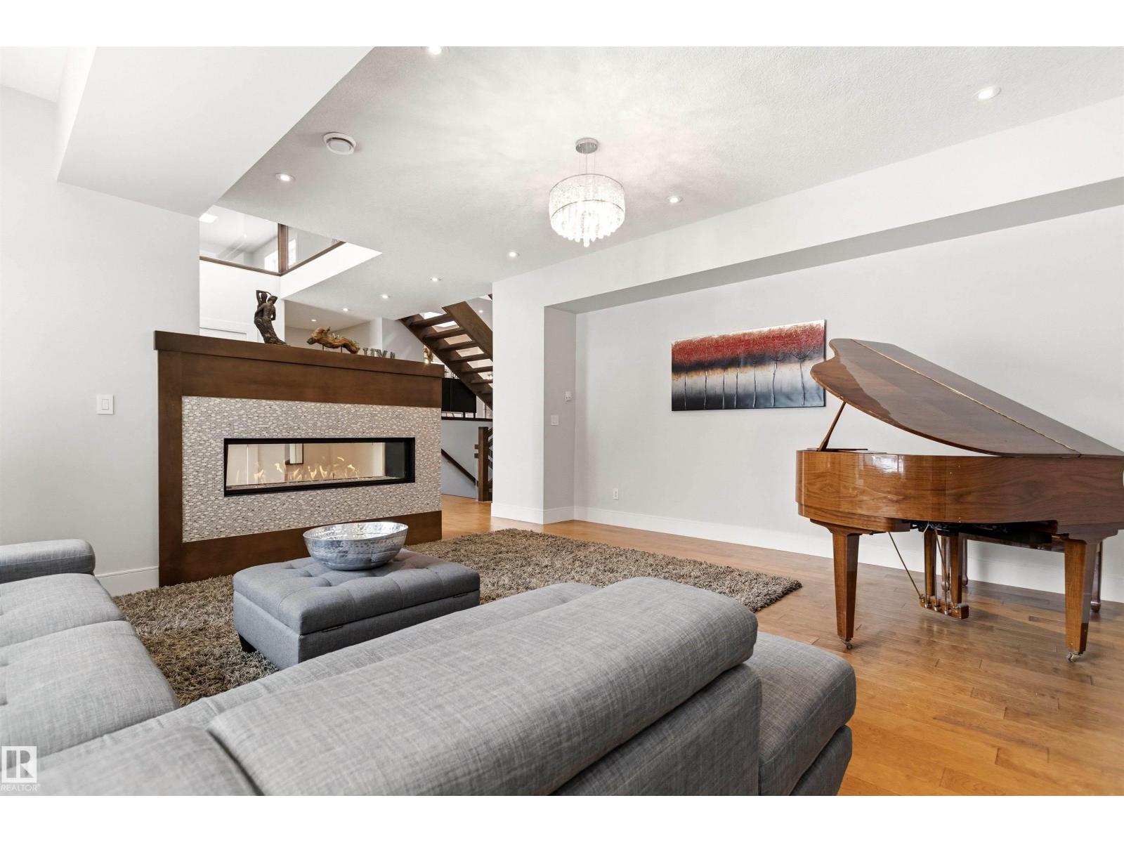 12420 GRAND VIEW DR NW - 13