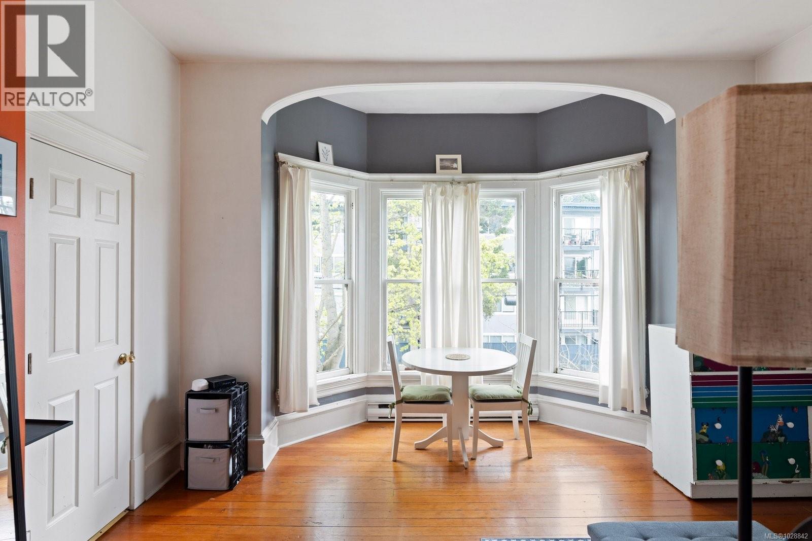 1270 Yates St - 34