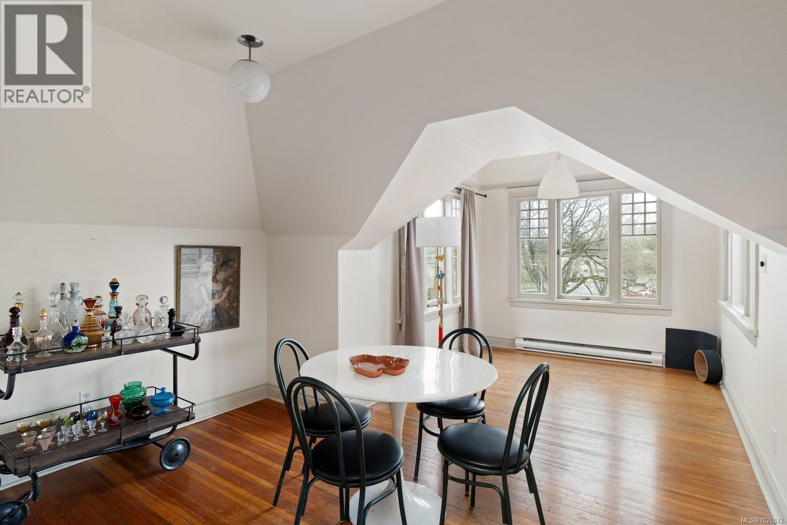1270 Yates St - 39