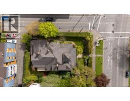1270 Yates St, Victoria, BC V8V3N3 Photo 58