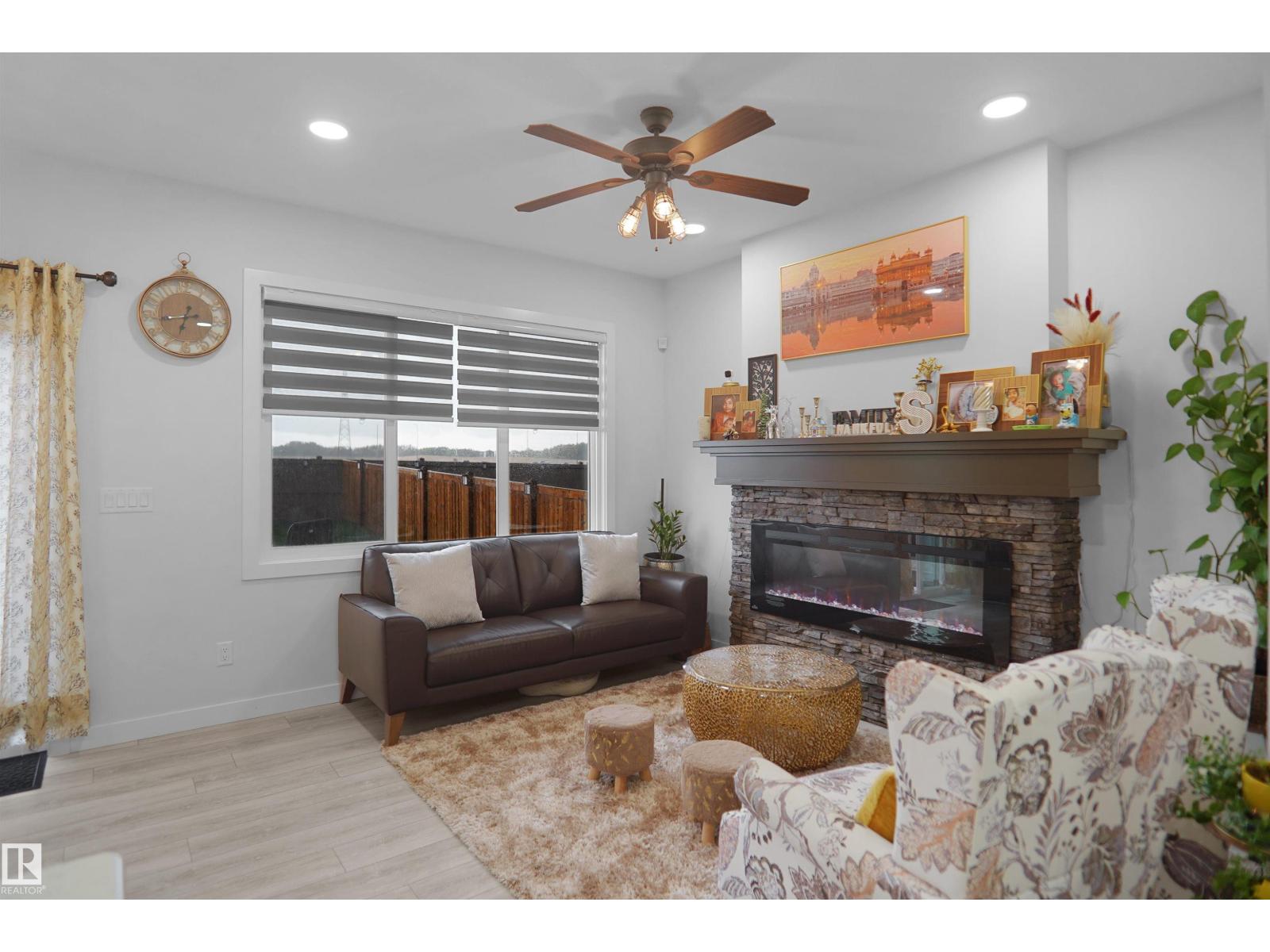 2551 12 AV NW NW — photo 28