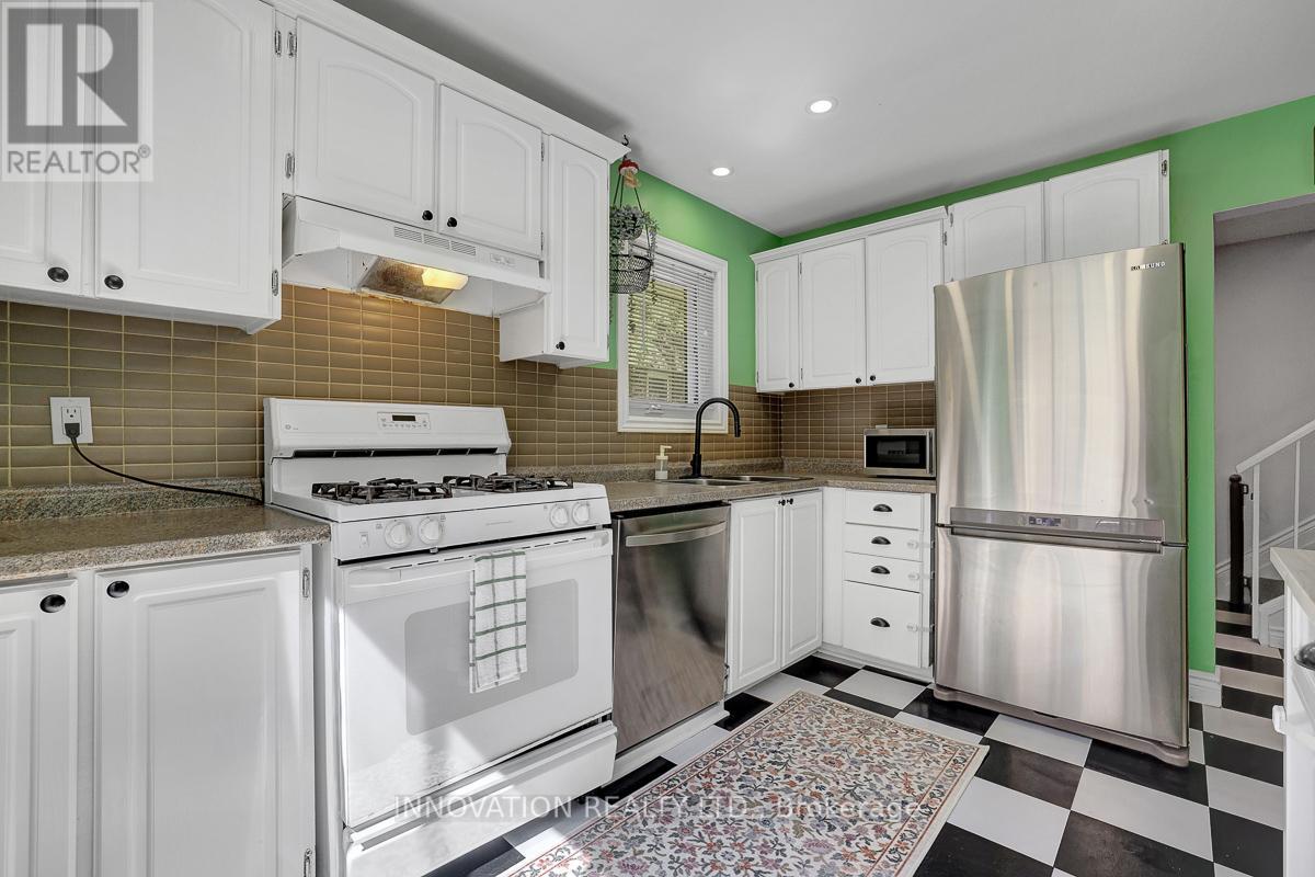 3 Bed, 3 Bath House for Sale in Ottawa – 239 SALTER CRESCENT, Ottawa – MLS# X13457350 - Image 11
