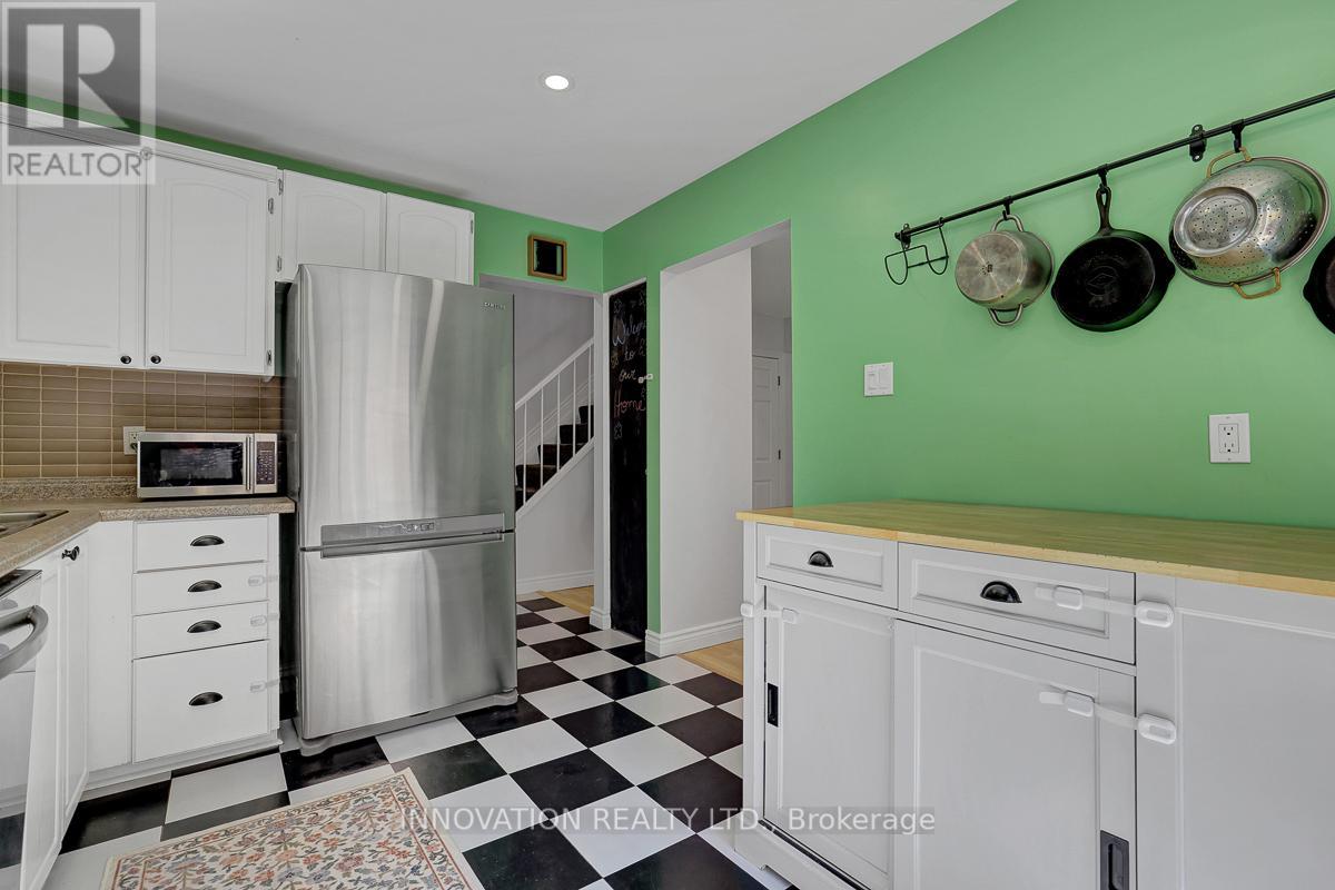 3 Bed, 3 Bath House for Sale in Ottawa – 239 SALTER CRESCENT, Ottawa – MLS# X13457350 - Image 12
