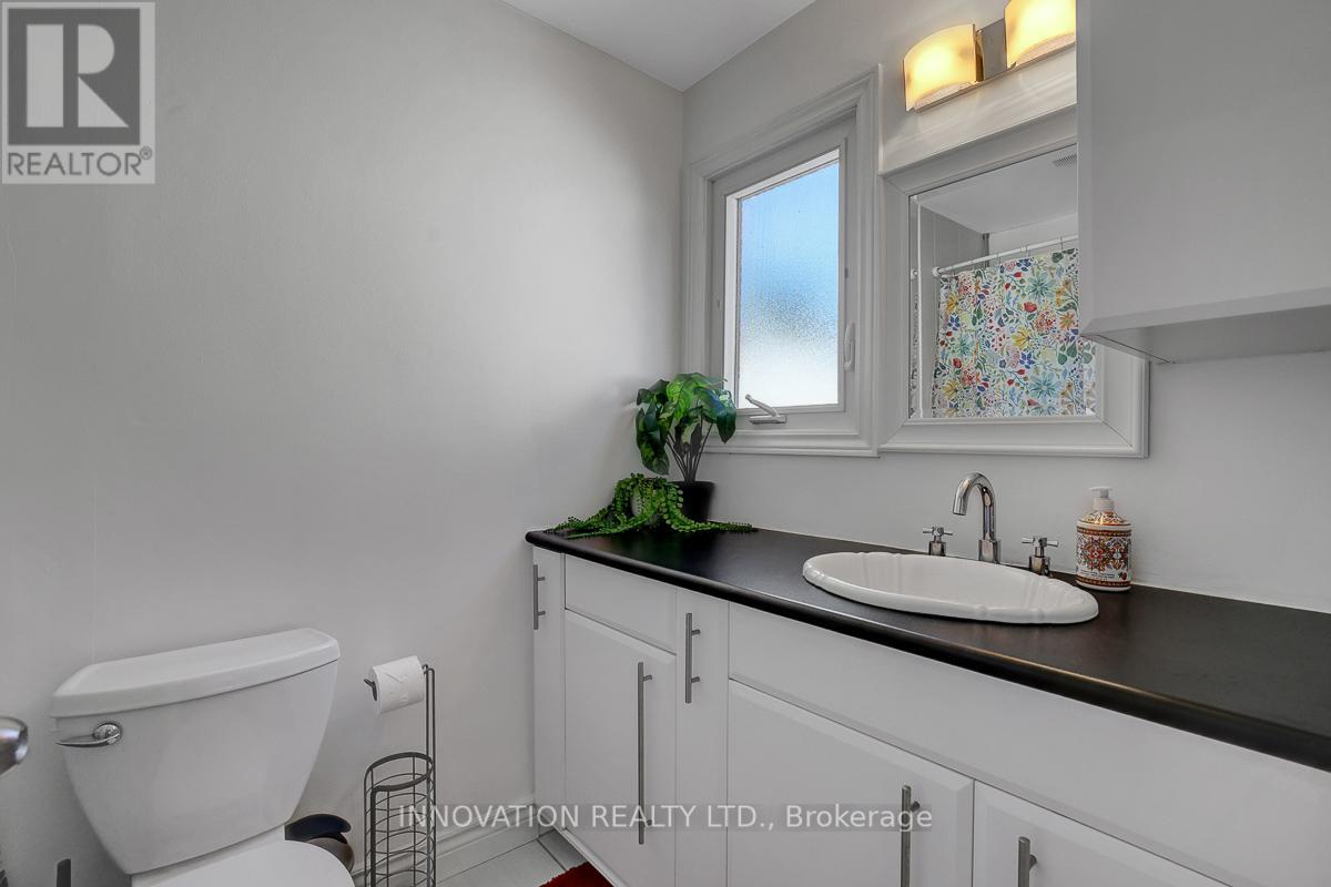 3 Bed, 3 Bath House for Sale in Ottawa – 239 SALTER CRESCENT, Ottawa – MLS# X13457350 - Image 21