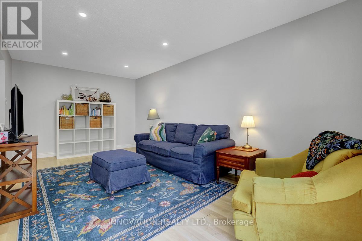 3 Bed, 3 Bath House for Sale in Ottawa – 239 SALTER CRESCENT, Ottawa – MLS# X13457350 - Image 7