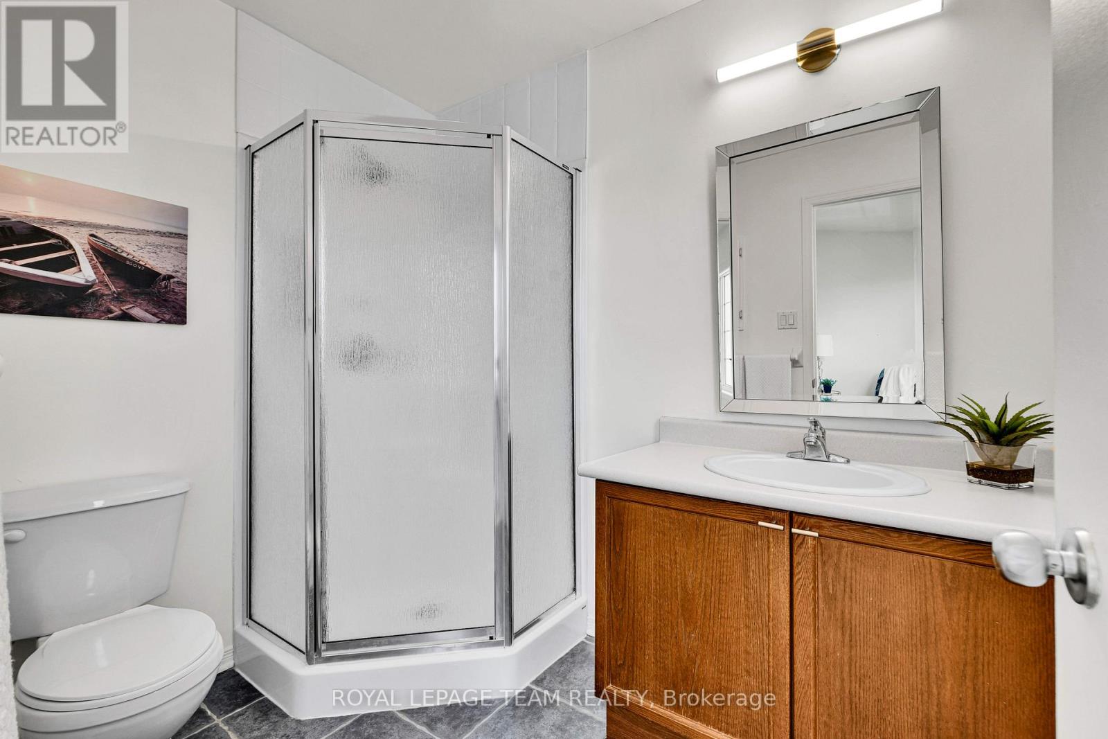 3 Bed, 3 Bath House for Sale in Ottawa – 143 TALL OAK PRIVATE, Ottawa – MLS# X13457442 - Image 20