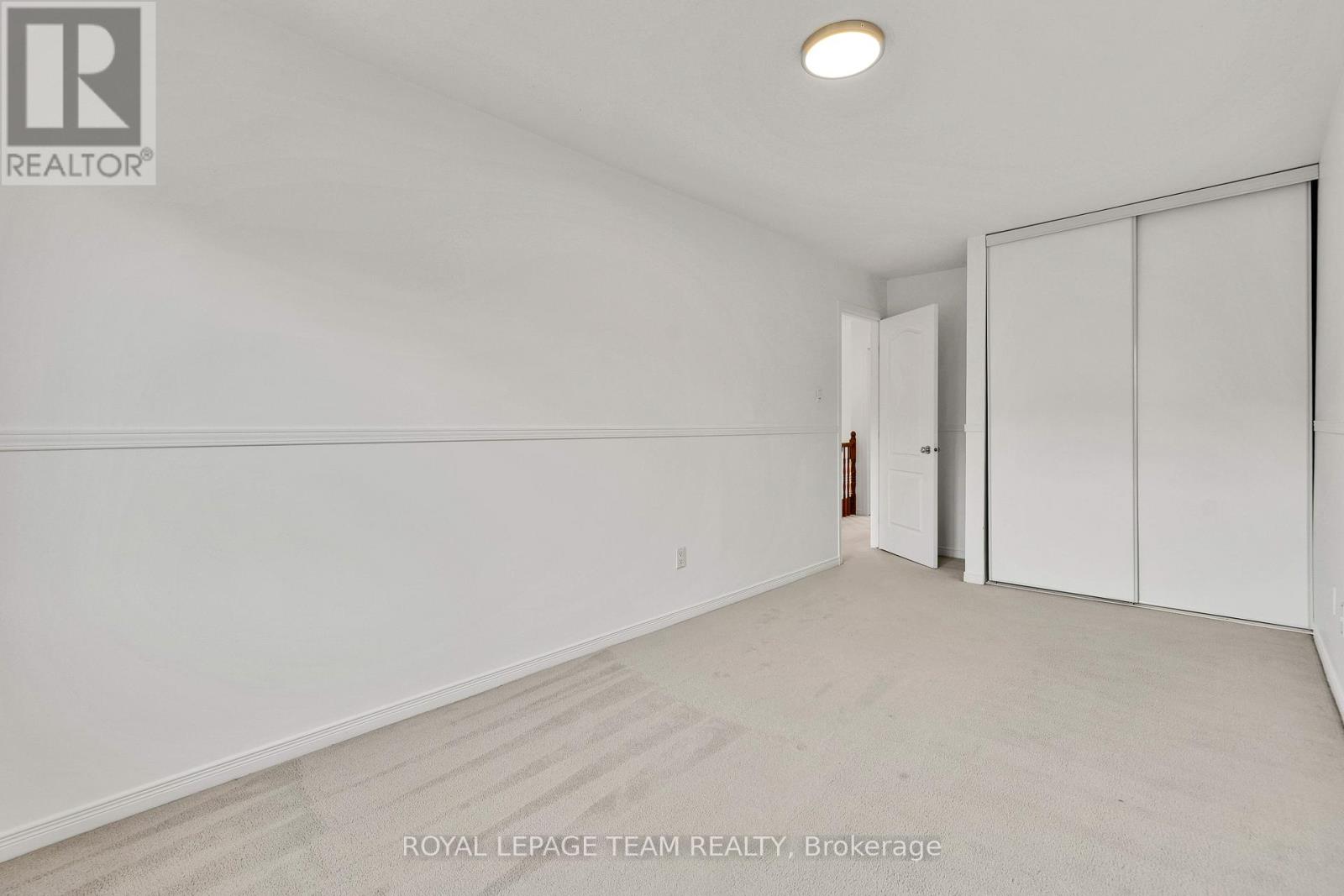 3 Bed, 3 Bath House for Sale in Ottawa – 143 TALL OAK PRIVATE, Ottawa – MLS# X13457442 - Image 22