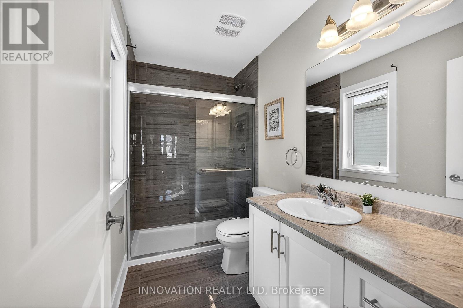 207 BERT HALL STREET - 32