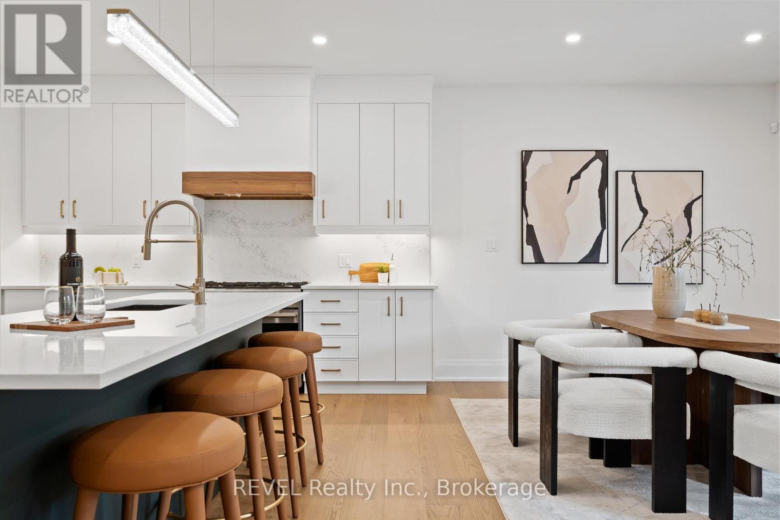 23 ACCURSI CRESCENT - 12