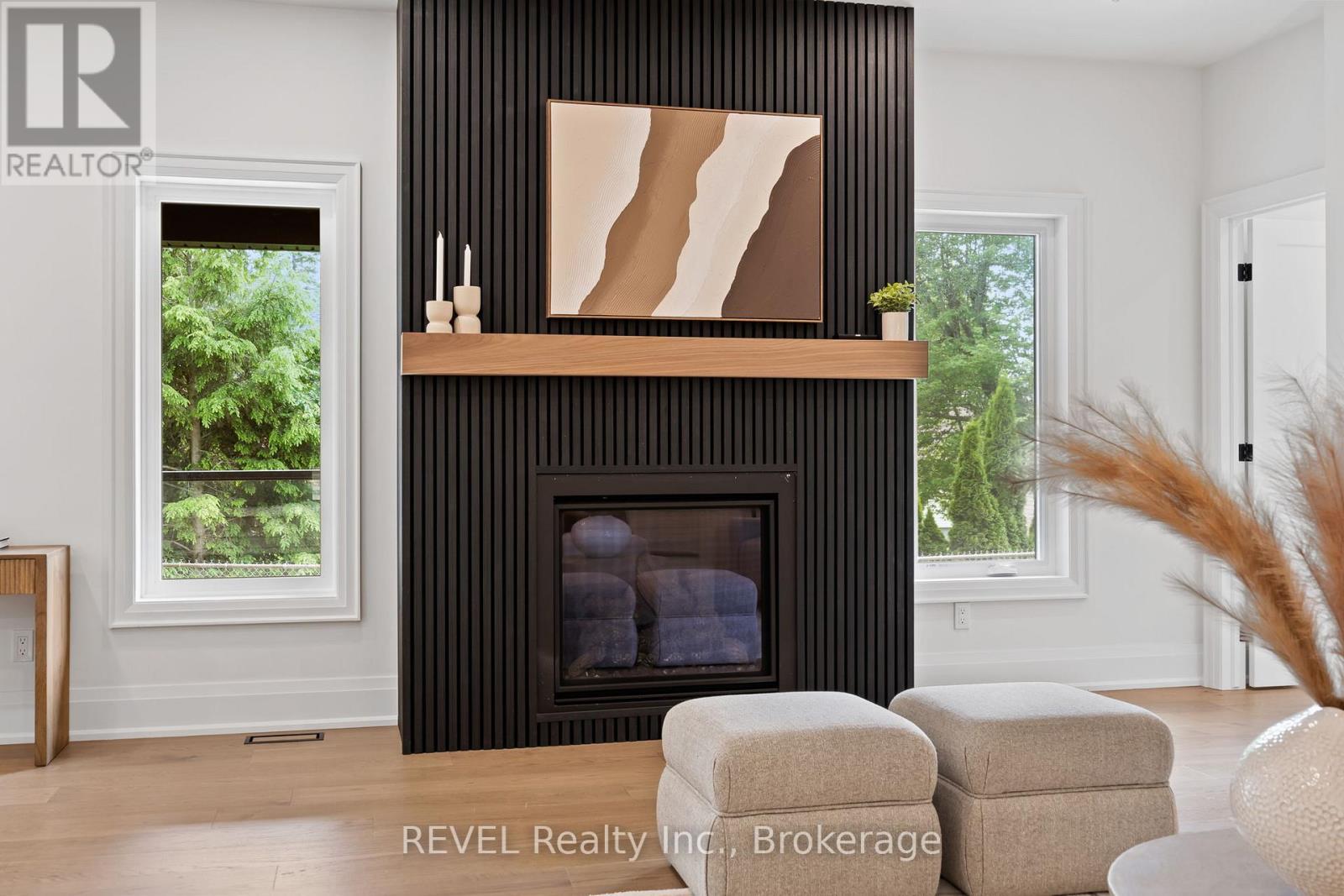 23 ACCURSI CRESCENT - 23