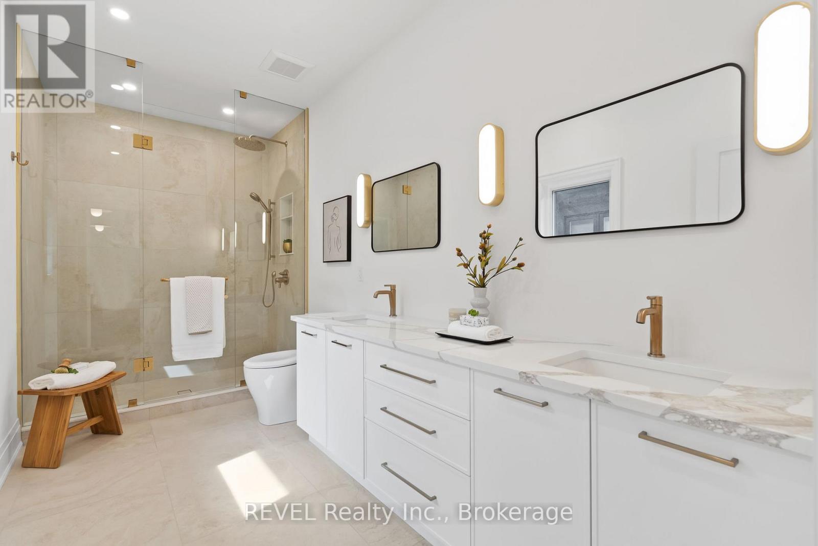 23 ACCURSI CRESCENT - 26