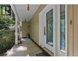 Primary Bedroom - 1356 Lands End Rd, North Saanich, BC V8L5K1 Photo 11