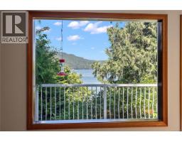 Bathroom - 1356 Lands End Rd, North Saanich, BC V8L5K1 Photo 8