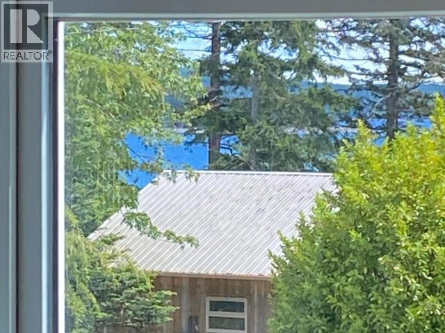 4321 SANDERSON ROAD - 34