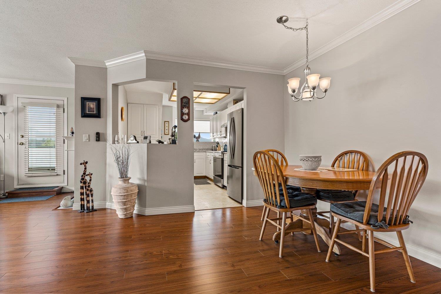 209 7651 AMBER DRIVE, Sardis West Vedder, Chilliwack
