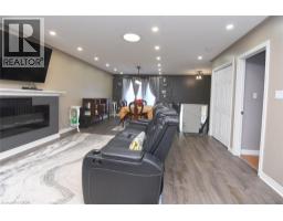 Family room - 334 St. Lawrence Drive, Welland, ON L3C7H7 Photo 6