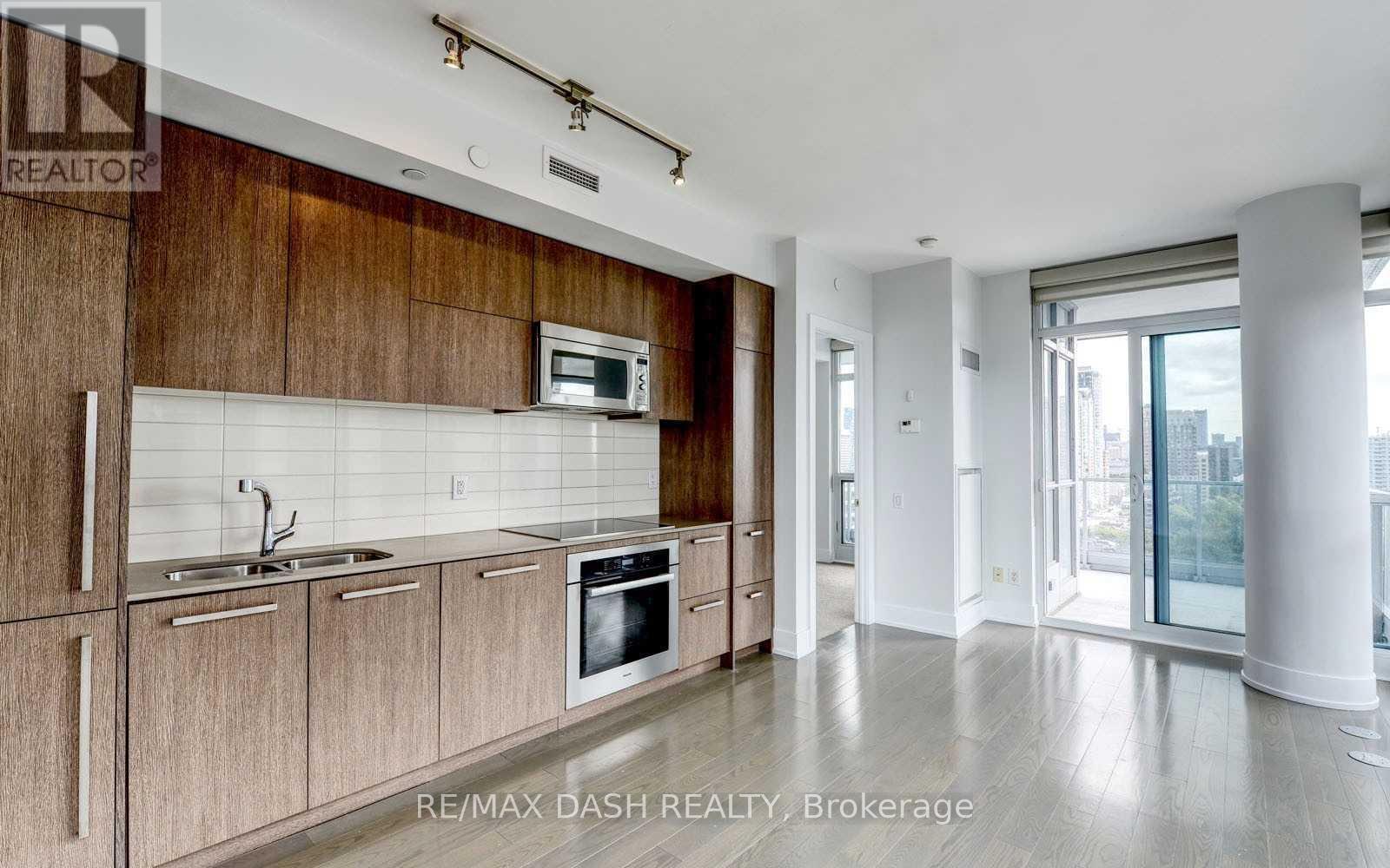 #1404 170 AVENUE ROAD - 16