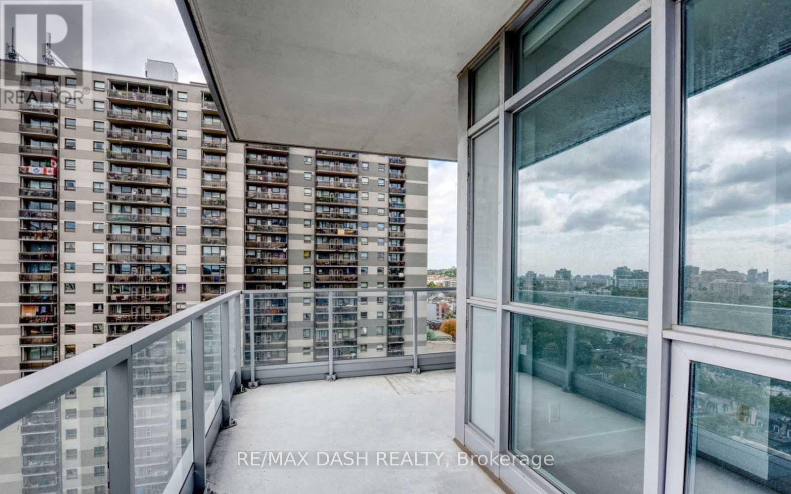#1404 170 AVENUE ROAD - 24