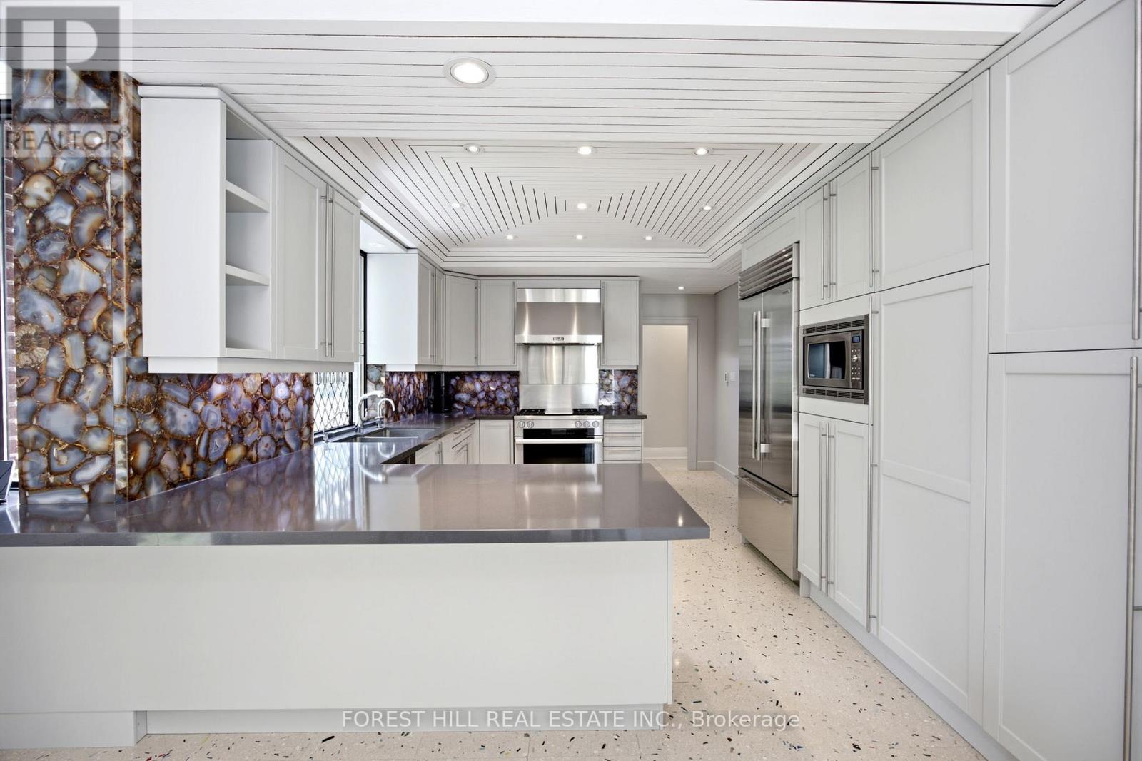 4 RIDGEWOOD ROAD - 11