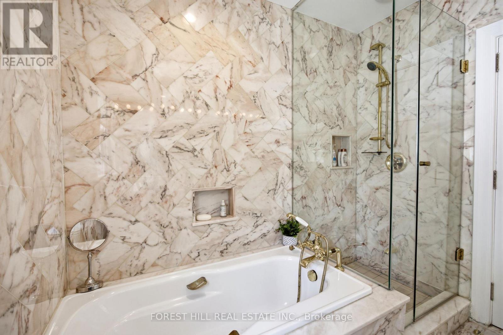 4 RIDGEWOOD ROAD - 24