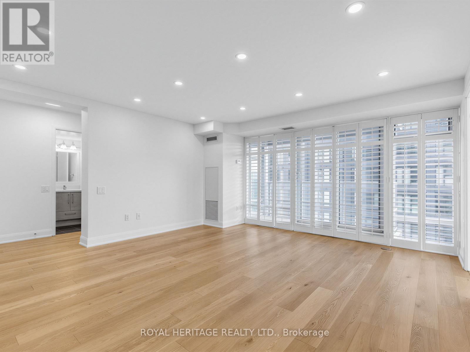 #2305 2181 YONGE STREET - 17