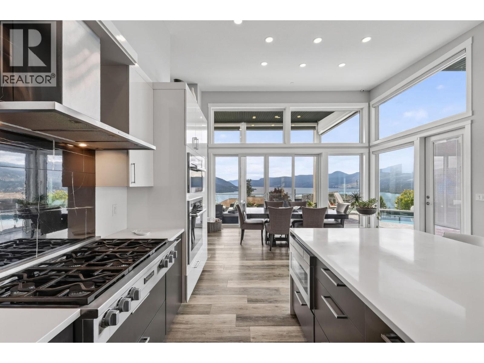 8908 Hampshire Crescent, Vernon