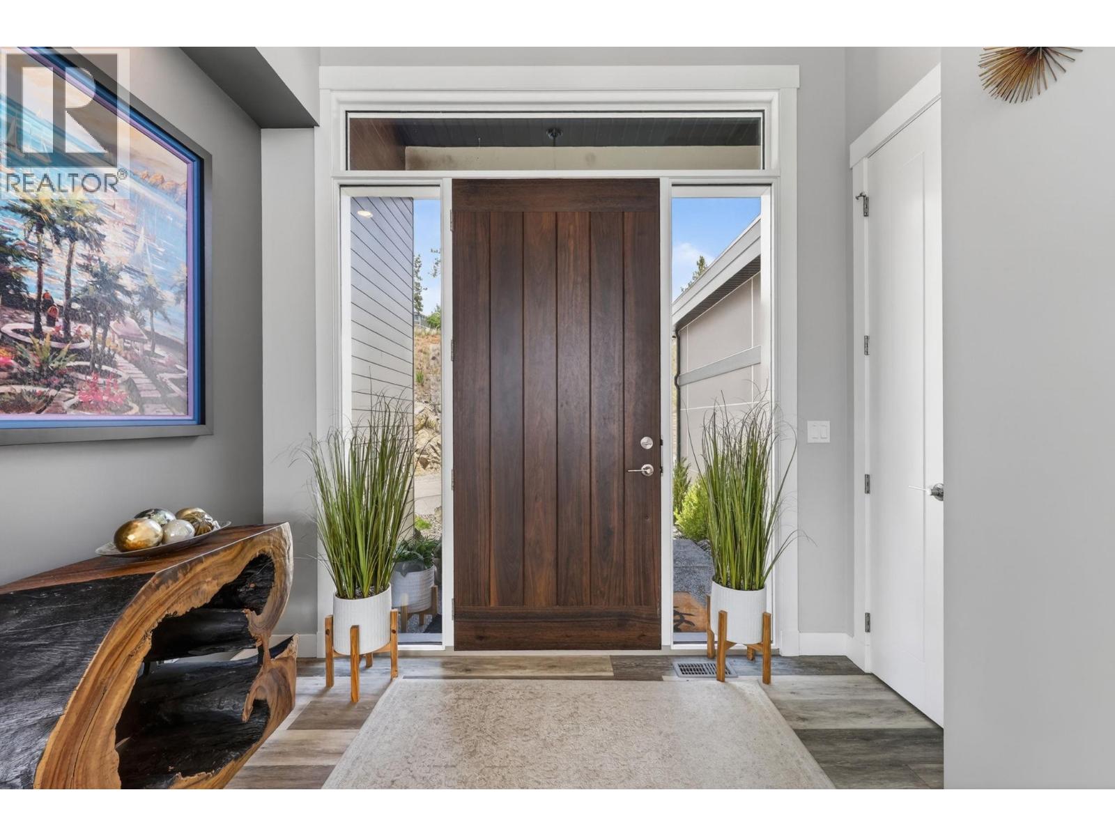 8908 Hampshire Crescent, Vernon