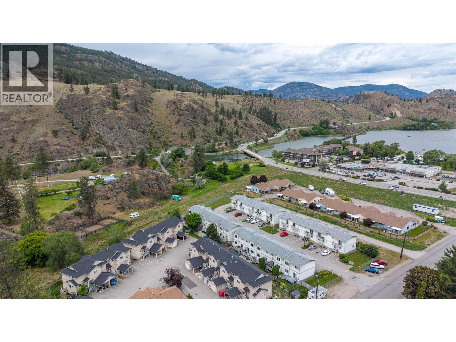 #10 1020 Cedar Street - 22