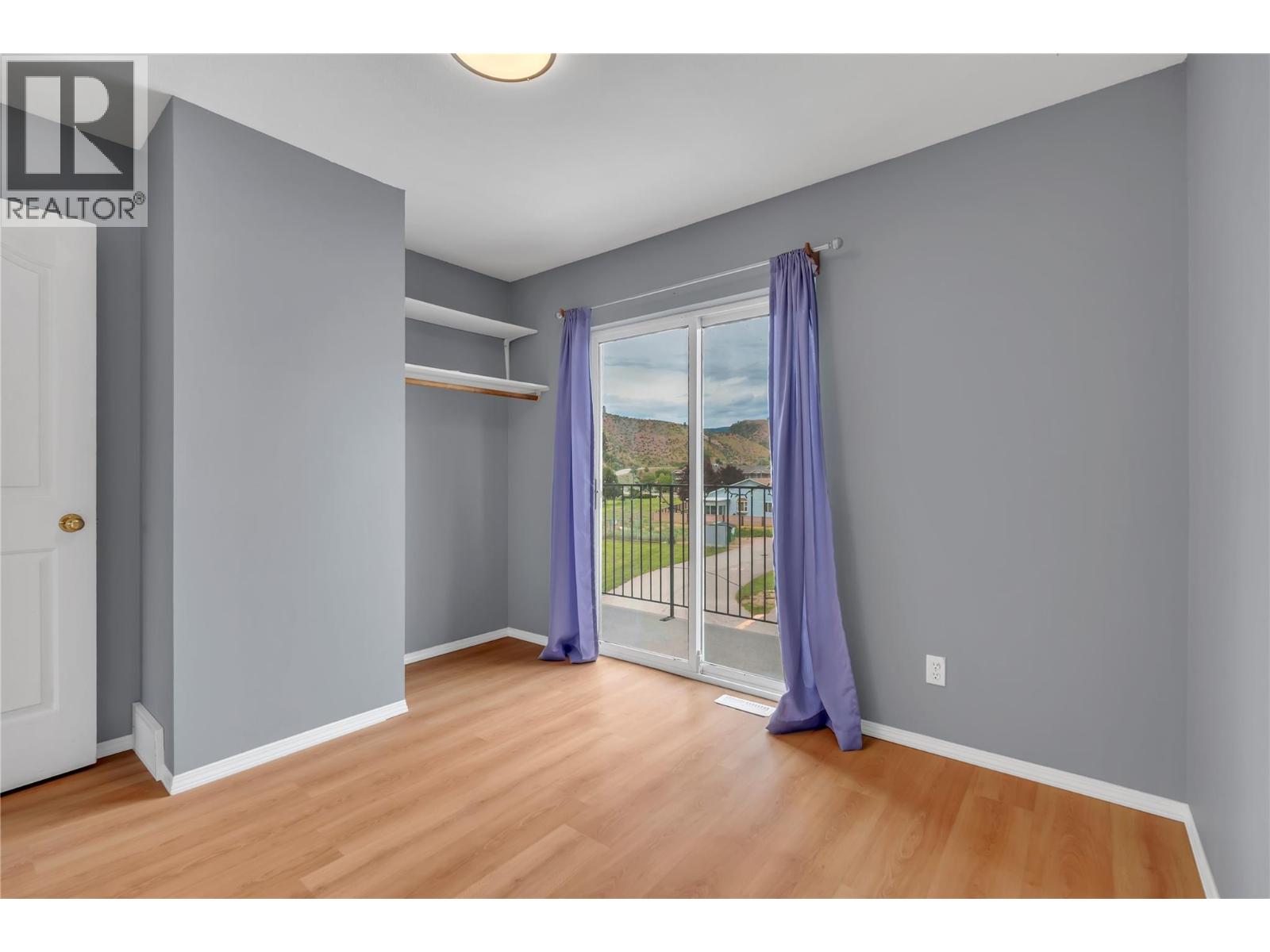 #10 1020 Cedar Street - 11