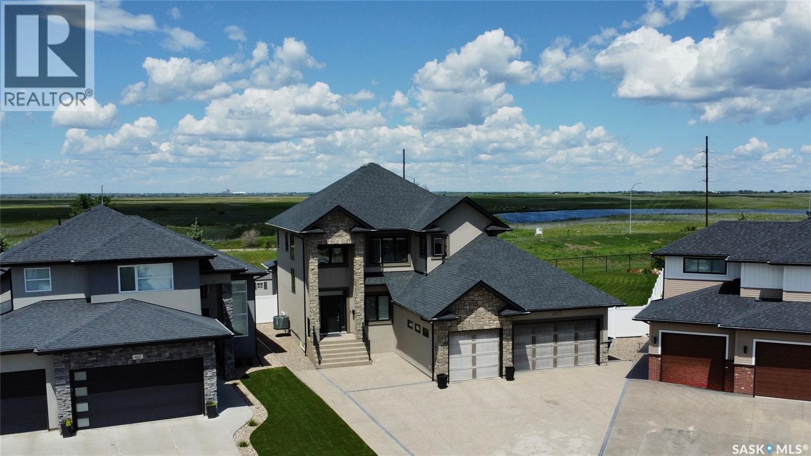 467 MAHABIR CRESCENT - photo 2