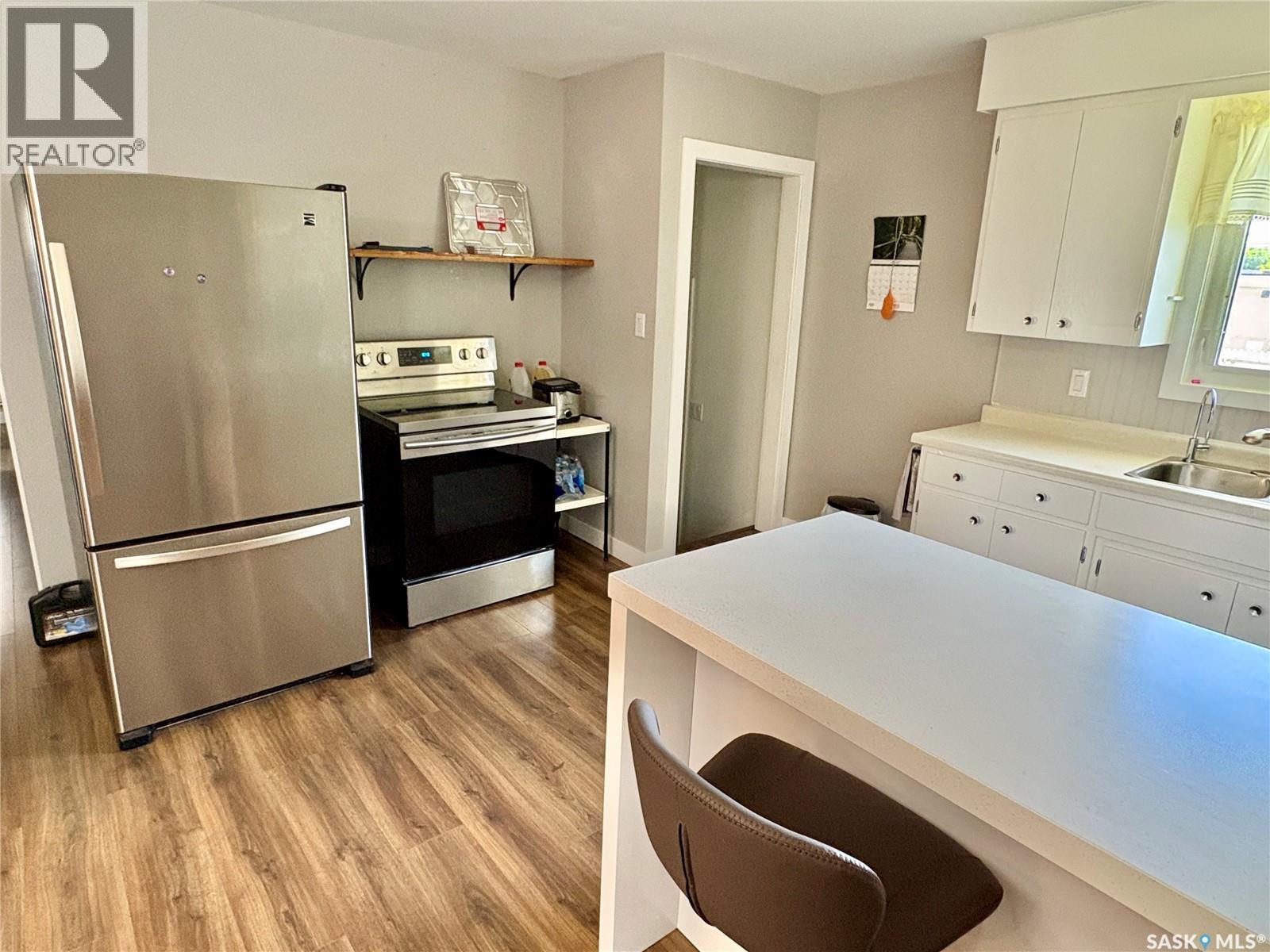 335 Central AVENUE S — photo 10