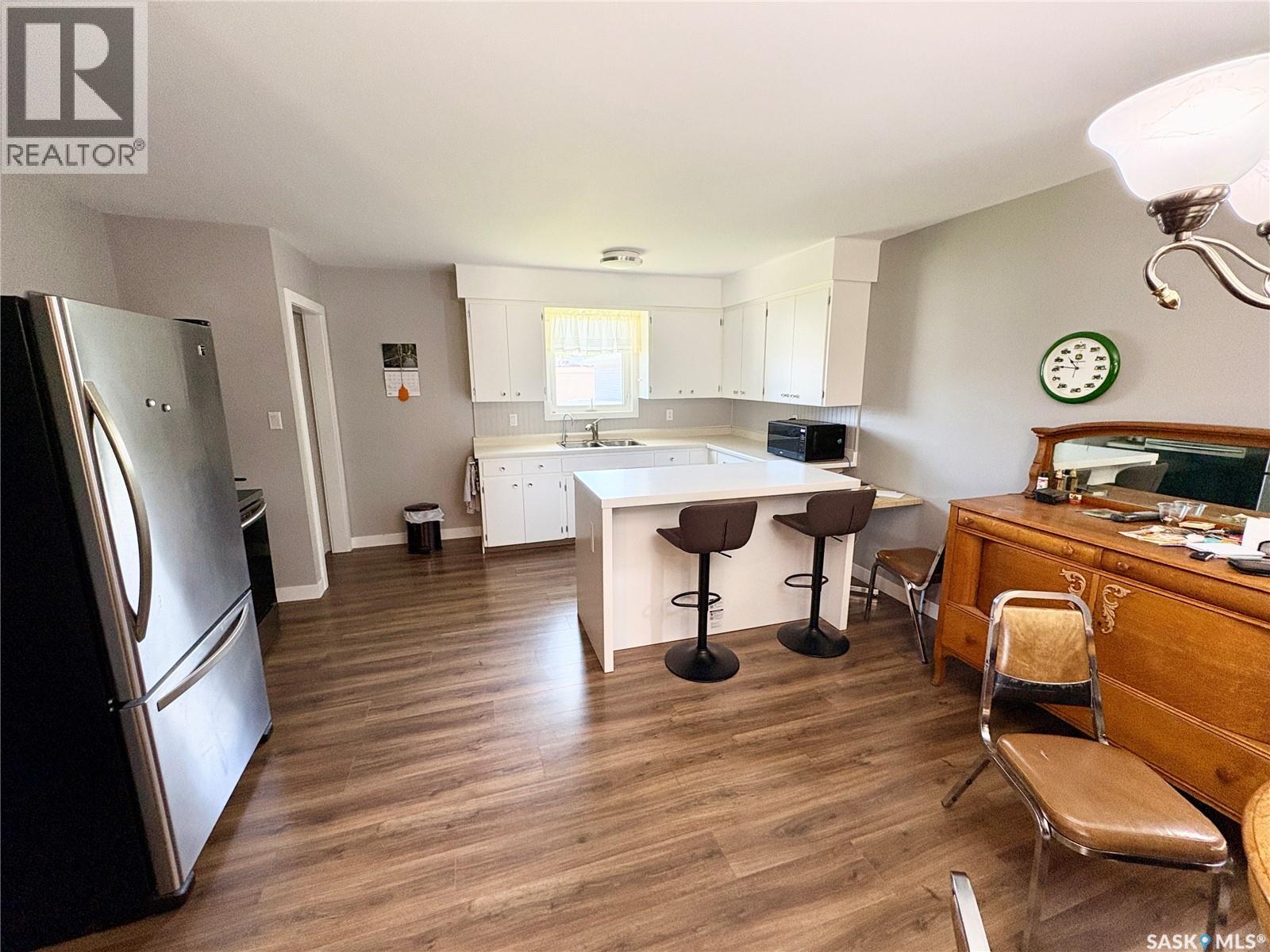 335 Central AVENUE S - photo 3