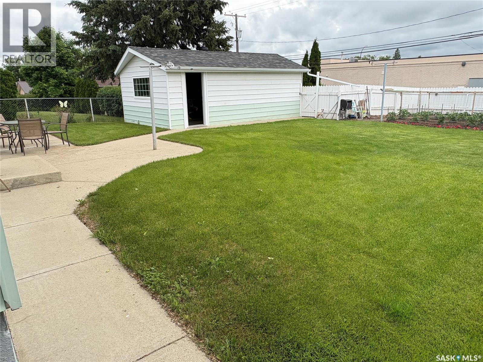 335 Central AVENUE S — photo 31