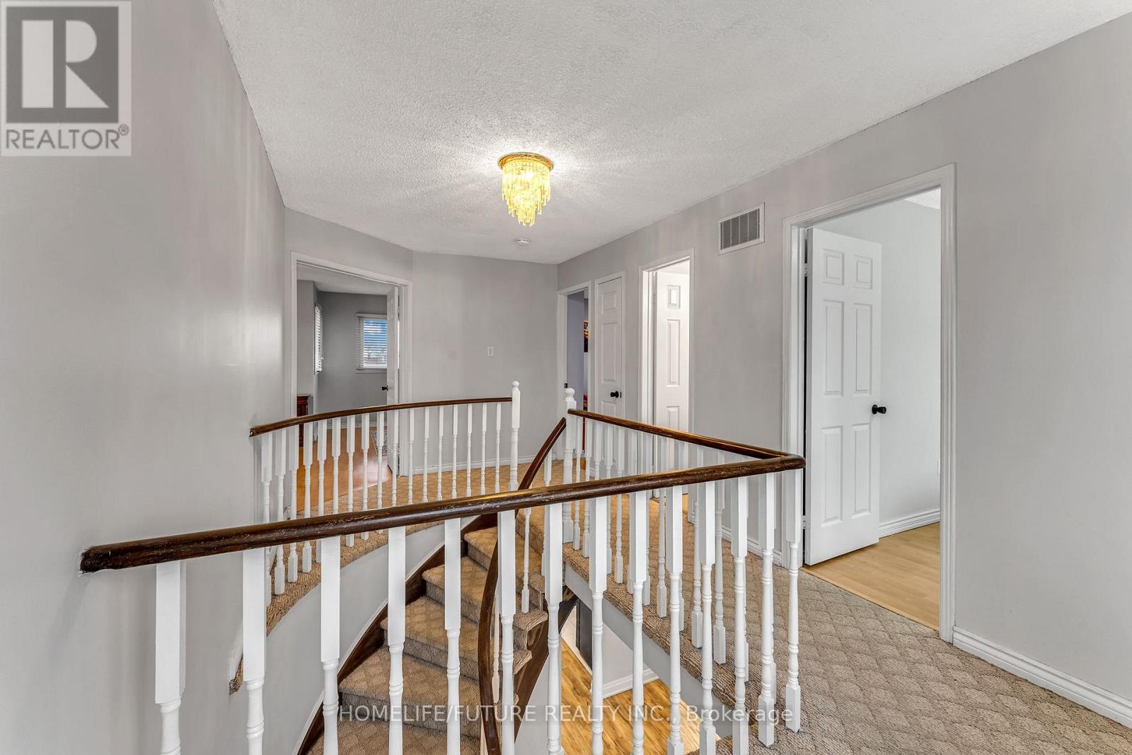 1600 MELMAN STREET - 25
