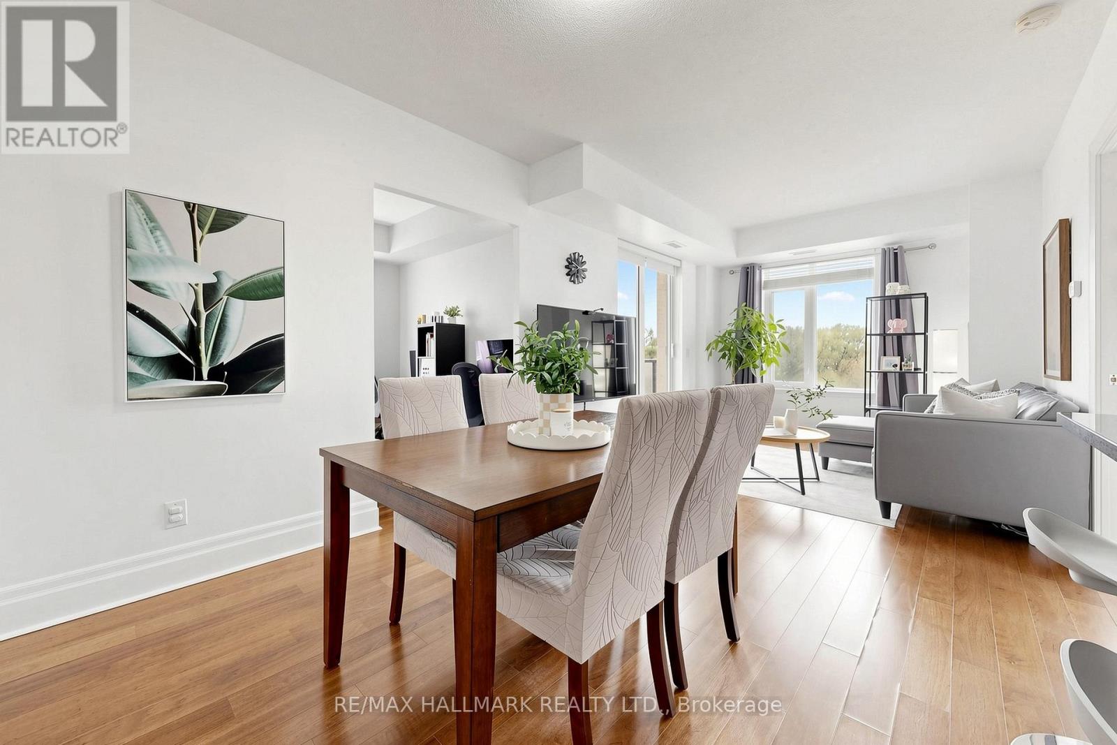 #203 151 UPPER DUKE CRESCENT - 15