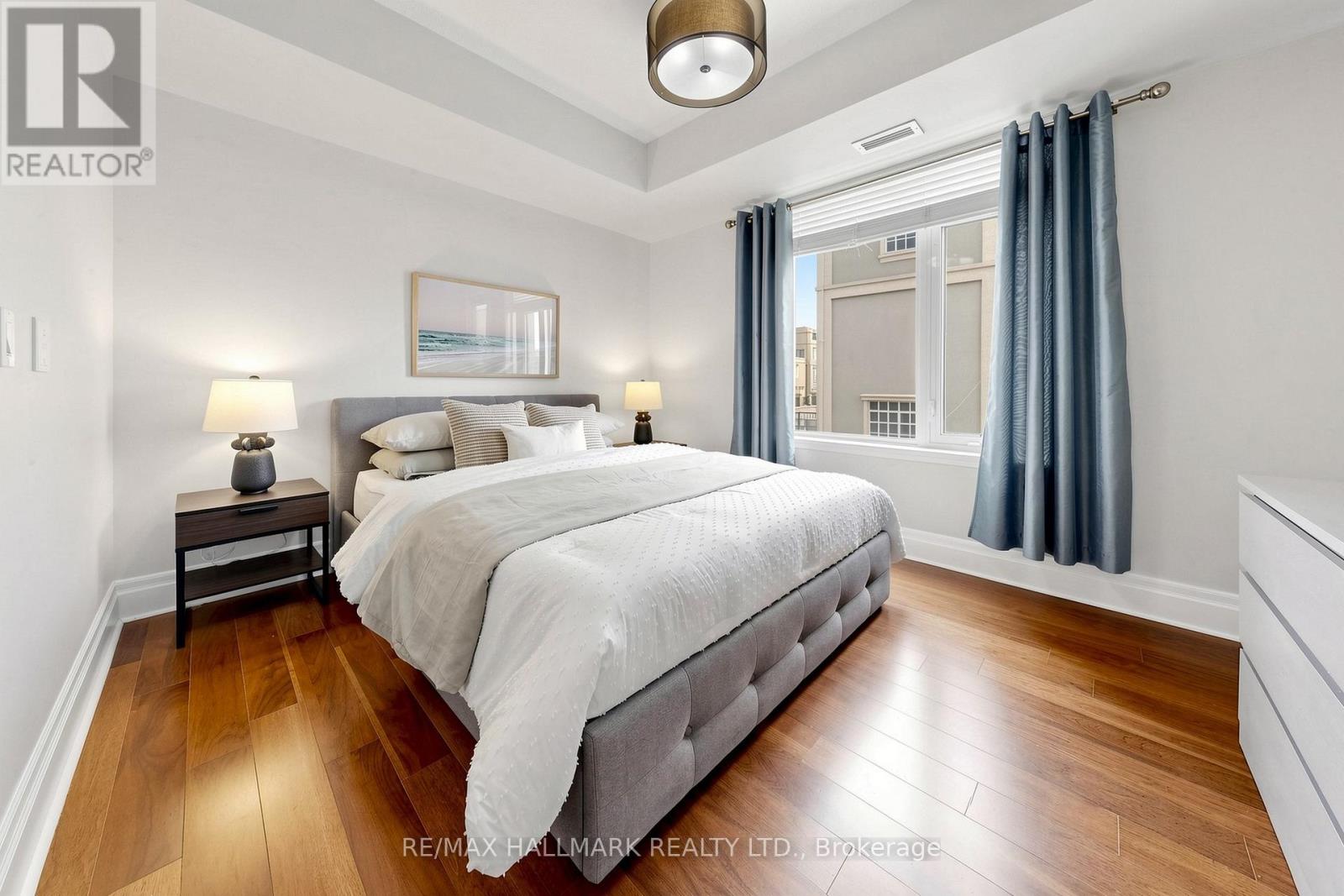 #203 151 UPPER DUKE CRESCENT - 21
