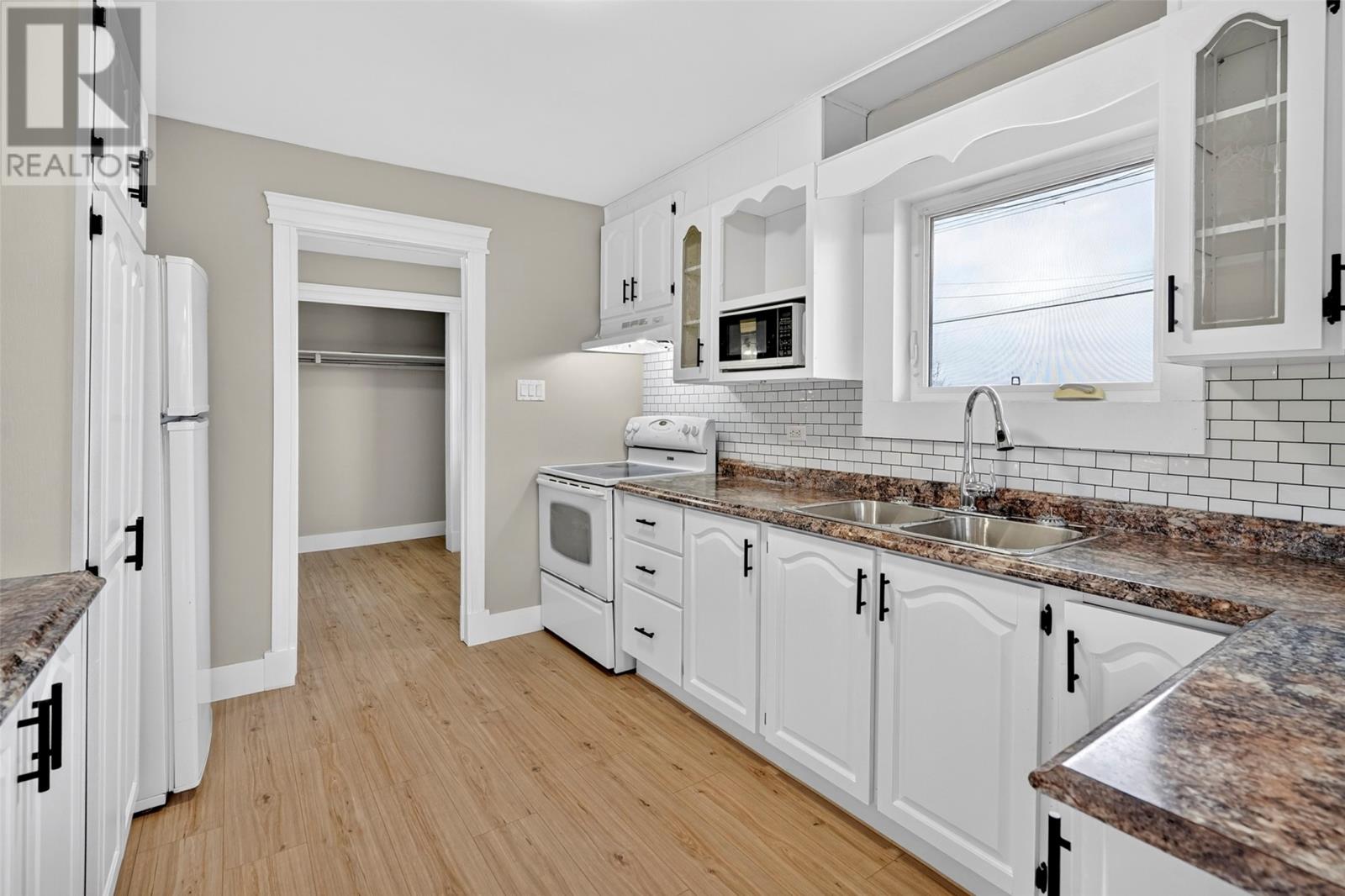 5 Sparkes Lane - 19