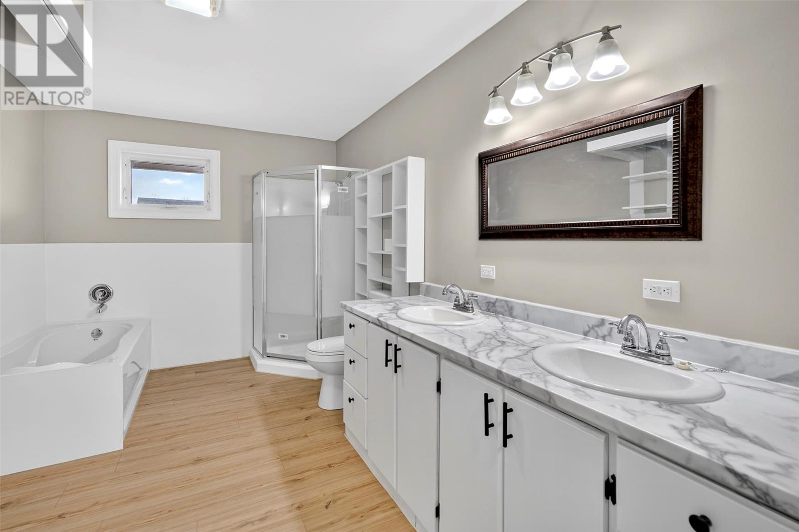 5 Sparkes Lane - 25