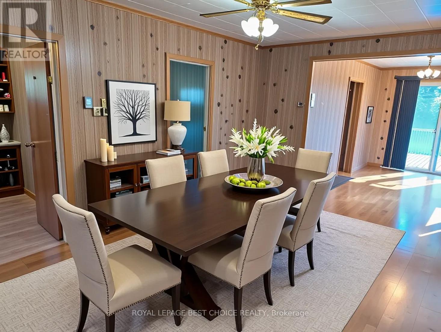 918008-918012 PORTAGE BAY ROAD - 8