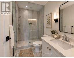 19 Innes Avenue, Toronto, ON M6E0B2 Photo 8