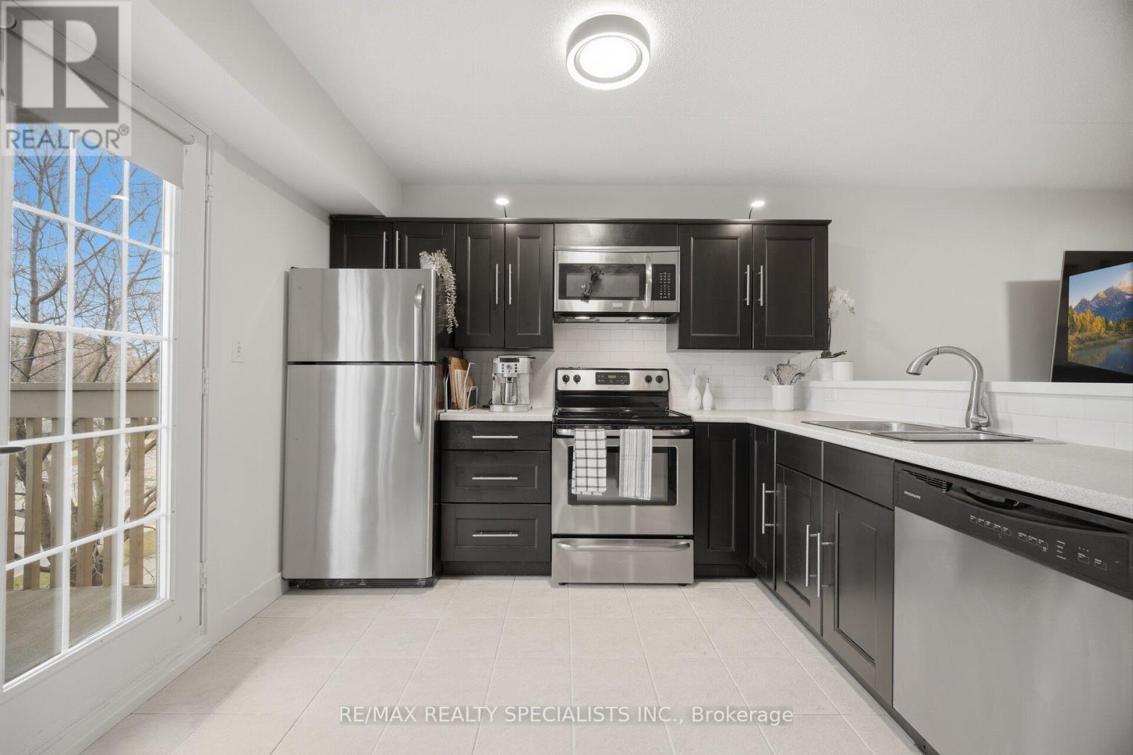 #305 4003 KILMER DRIVE - 14