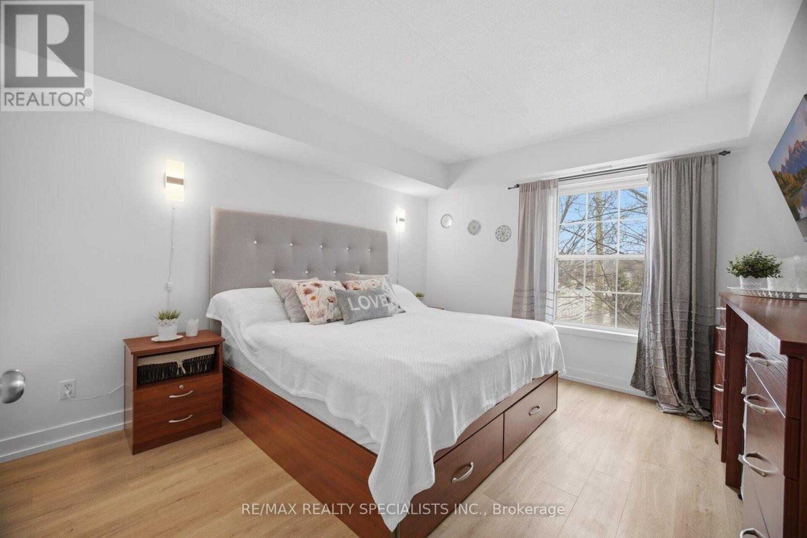 #305 4003 KILMER DRIVE - 16