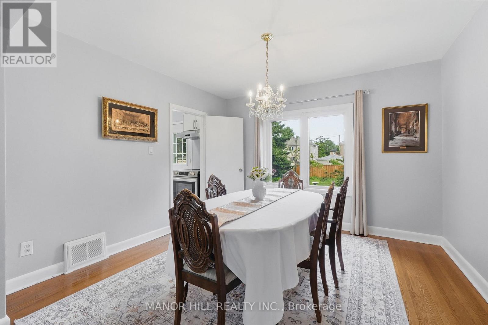 33 ROBINDALE AVENUE - 12